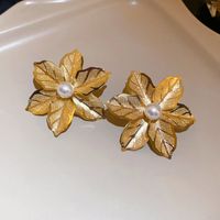 1 Pair Vintage Style Flower Alloy Ear Studs sku image 18