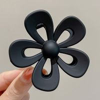 Simple Style Solid Color Flower Plastic Flowers Hair Claws main image 3