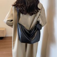 Women's Pu Leather Solid Color Elegant Vacation Sewing Thread Dumpling Shape Zipper Shoulder Bag Functional Backpack main image 4