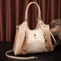 Women's All Seasons Pu Leather Solid Color Elegant Square Lock Clasp Handbag Ruched Bag main image 4