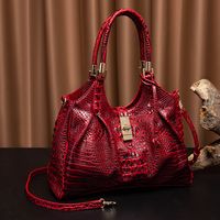 Women's All Seasons Pu Leather Solid Color Elegant Square Lock Clasp Handbag Ruched Bag sku image 4