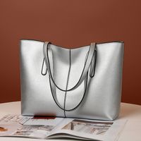 Women's All Seasons Pu Leather Solid Color Streetwear Square Zipper Tote Bag main image 2