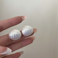 Wholesale Jewelry Simple Style Shell Imitation Pearl Alloy Resin Ear Studs main image 4