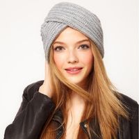 Unisex Simple Style Solid Color Eaveless Wool Cap main image 2