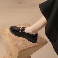 Women's British Style Solid Color Round Toe Loafers main image 5