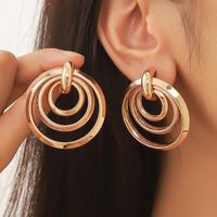 1 Pair Shiny Solid Color Hollow Out Alloy Gold Plated Ear Studs main image 1