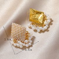 1 Pair Elegant Simple Style Geometric Inlay Alloy Pearl Gold Plated Drop Earrings main image 4