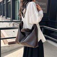 Women's Pu Leather Solid Color Punk Classic Style Streetwear Sewing Thread Square Zipper Tote Bag sku image 1