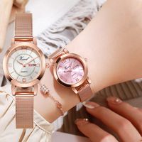 Casual Solid Color Horseshoe Buckle Quartz Women's Watches main image 1