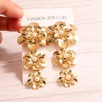 1 Pair Elegant Luxurious Artistic Flower Inlay Alloy Artificial Pearls Drop Earrings main image 5