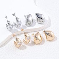 1 Pair Simple Style Classic Style Moon Plating Copper 18k Gold Plated Ear Studs main image 1