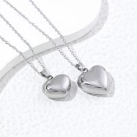 Stainless Steel 18K Gold Plated Simple Style Classic Style Polishing Plating Heart Shape Pendant Necklace main image 3