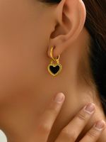 1 Pair Simple Style Classic Style Heart Shape Solid Color Layered Plating Inlay Titanium Steel Resin 18k Gold Plated Gold Plated Dangling Earrings main image 3