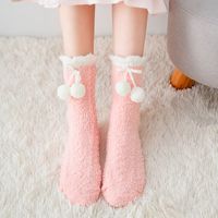 Women's Simple Style Solid Color Polyester Coral Fleece Crew Socks A Pair main image 4