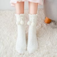 Women's Simple Style Solid Color Polyester Coral Fleece Crew Socks A Pair main image 2