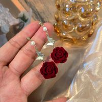 1 Pair Elegant Retro Rose Butterfly Alloy Drop Earrings main image 2