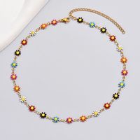 Simple Style Ditsy Floral Oval Chrysanthemum Titanium Steel Plating 18k Gold Plated Necklace main image 5