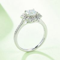 Elegant Classic Style Round Sterling Silver Plating Inlay Moissanite White Gold Plated Rings main image 4
