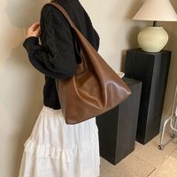 Women's All Seasons Pu Leather Solid Color Vintage Style Sewing Thread Bucket Zipper Tote Bag main image 4