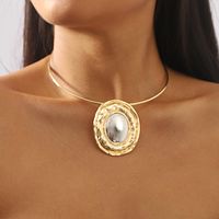 Exaggerated Modern Style Simple Style Round Alloy Women's Choker main image 1