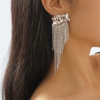 1 Pair Modern Style Simple Style Solid Color Inlay Alloy Rhinestones Drop Earrings main image 3