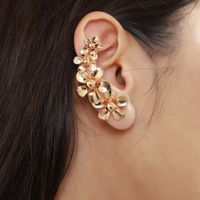 1 Pair Business Hip-hop Flower Plating Alloy Gold Plated Ear Studs main image 1