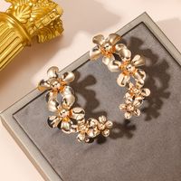1 Pair Business Hip-hop Flower Plating Alloy Gold Plated Ear Studs main image 3