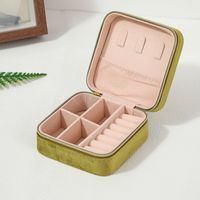 Simple Style Solid Color Flannel Jewelry Boxes sku image 5