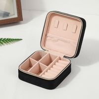 Simple Style Solid Color Flannel Jewelry Boxes sku image 4