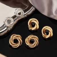 1 Pair Ig Style Simple Style Geometric Circle Plating Ferroalloy 14k Gold Plated 18k Gold Plated Ear Studs main image 4