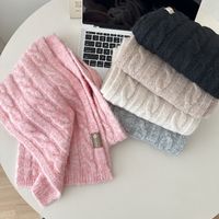 Women's Simple Style Solid Color Knit Scarf main image 3