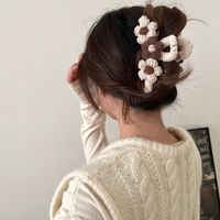 Vintage Style Flower Yarn Hair Claws main image 2