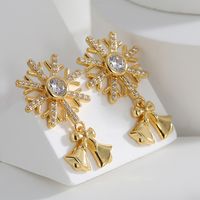 1 Pair Elegant Streetwear Snowflake Plating Inlay Copper Zircon 18k Gold Plated Ear Studs main image 3