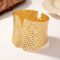 Simple Style Roman Style Solid Color Ferroalloy Plating 14k Gold Plated Women's Bangle main image 3