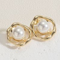 1 Paar Einfacher Stil Klassischer Stil Pendeln Reh Inlay Kupfer Künstliche Perlen Zirkon 14 Karat Vergoldet Ohrstecker sku image 2