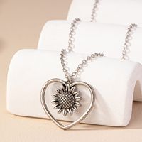 Retro Heart Shape Alloy Plating Women's Pendant Necklace main image 1