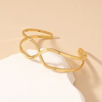 Simple Style Solid Color Alloy Plating Women's Bangle main image 4