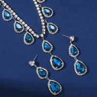 Vintage Style Water Droplets Alloy Plating Inlay Rhinestones Silver Plated Women's Jewelry Set main image 4
