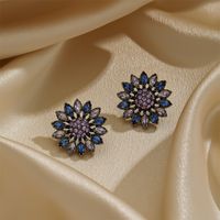 1 Pair Vintage Style Flower Plating Inlay Copper Artificial Crystal Zircon 18k Gold Plated Ear Studs main image 5