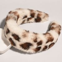 Retro Leopard Plush Hair Band sku image 2