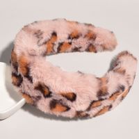 Retro Leopard Plush Hair Band sku image 1