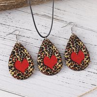 Retro Cowboy Style Water Droplets Heart Shape Leopard Wood Women's Earrings Necklace sku image 1