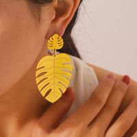 1 Pair Retro Exaggerated Leaves Plating Hollow Out Stainless Steel Drop Earrings main image 1