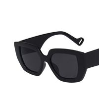 Europäische Und Amerikanische Trendbox Sonnenbrille Mit Weitem Bein  Neue Farblich Passende Sonnenbrille Für Damen sku image 4
