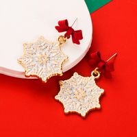 1 Pair Elegant Streetwear Bow Knot Snowflake Enamel Alloy Gold Plated Drop Earrings main image 4