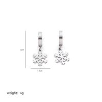 1 Pair Simple Style Classic Style Commute Feather Bow Knot Snowflake Polishing Plating Stainless Steel 18K Gold Plated Drop Earrings sku image 1