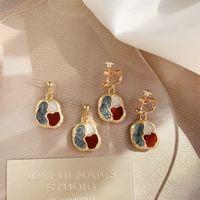 1 Pair Simple Style Color Block Plating Alloy Gold Plated Drop Earrings main image 3