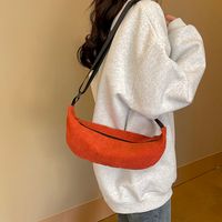 Femmes Hommes Printemps Été Automne Hiver Flanelle Couleur Unie Élégant Vacances Des Sports Fil À Coudre Forme De Boulette Fermeture Éclair Sac Banane main image 5