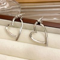 1 Pair Simple Style Heart Shape Plating Alloy Gold Plated Ear Studs sku image 2