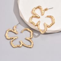 1 Pair Vintage Style Exaggerated Floral Hollow Out Alloy Zinc Ear Studs sku image 3
